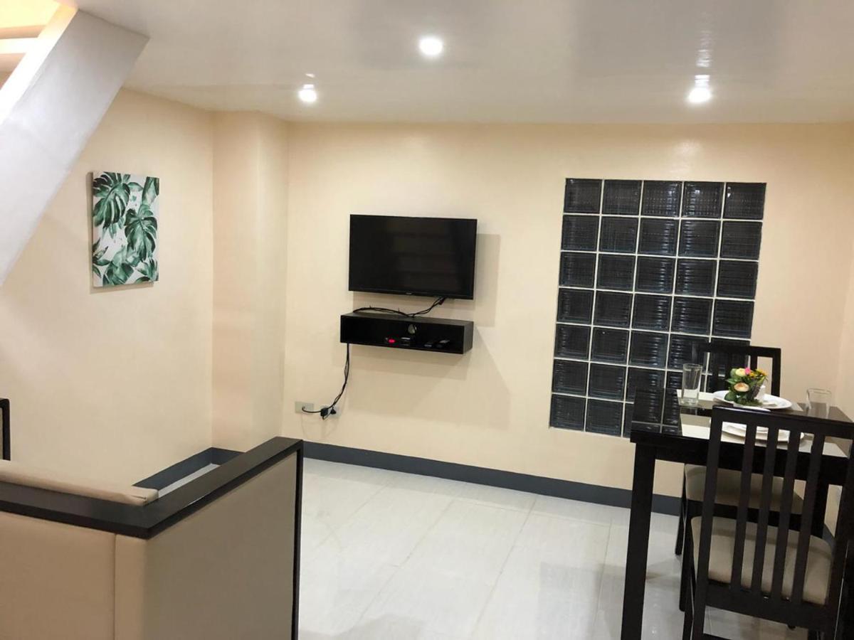 Rosetta Guest House Ormoc Extérieur photo